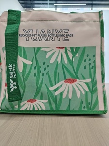 กระเป๋าผ้าแคนวาสโพลีเอสเตอร์จากผ้าแคนวาสโพลีเอสเตอร์ ผลิตในเวียดนาม แบบสะพายไหล่ ปิดแบบ OEM/ODM สีตามสั่ง - Product Image 4