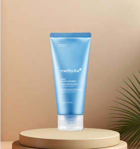 Nettoyant moussant zéro MEDICUBE 120 ml - Nettoyant visage hydratant et raffermissant à l'aloe vera et à la perle pour un nettoyage en douceur - Product Image 1