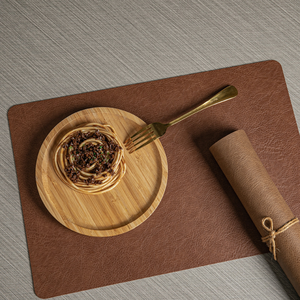 Nappe de table en cuir double face à motif vachette, écologique, imperméable, résistante à l'huile et isolante thermiquement - Product Image 2