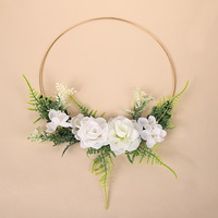 Couronne de fleurs artificielles en métal faite à la main pour décoration murale intérieure, arrangement floral portable pour mariage