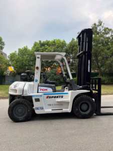 Montacargas Todoterreno TCM 7T Diésel 4x4 con Motor de Alta Calidad y Bajo Precio, Japón - Product Image 6