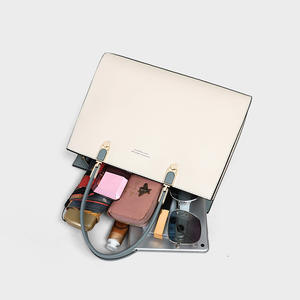 Sac à main décontracté en cuir véritable beige tendance classique de créateur, grand sac à bandoulière avec fermeture éclair imperméable, vente en gros pour femmes - Product Image 3