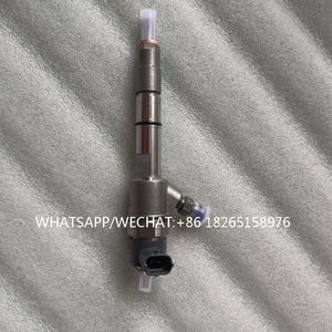 Injecteur de carburant d'origine 4D27XG40-22000 0 445 111 005 4D32XG30-22000 0445110823 0445111007 <span class=keywords><strong>LCQ</strong></span>-9K546-AA à bon prix - Product Image 2