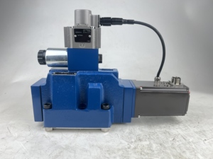 Válvula Hidráulica Proporcional 4wrde10/16/25/27/32 R900941436 4wrde25v1-220l-5x6l24k9wg152mr+r900939990 Z4we 6 E68-31/eg24k4 - Product Image 4