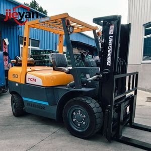 Montacargas Diésel TCM Japón de 5 Toneladas de Segunda Mano con Motor Isuzu, Caja de Cambios y Motor, Precio Nuevo en Stock - Product Image 4