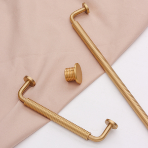 HK0139 Luxury <strong>Gold</strong> Solid Brass Furniture Hardware Pulls Handles <strong>Knobs</strong> for Bedroom Dresser Wardrobe Kitchen Cupboard <strong>Door</strong> Drawer - Product Image 4