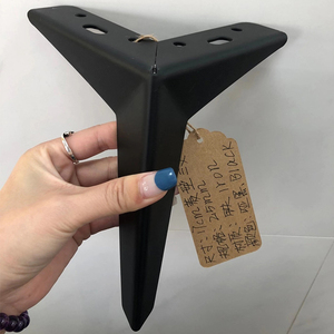 Gambe per Mobili in Metallo Rinforzato Personalizzate per Divani, Armadietti e Comodini - Product Image 4