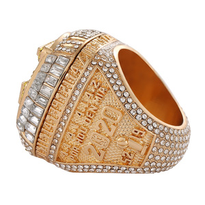 Bague de championnat des <span class=keywords><strong>Lakers</strong></span> de <span class=keywords><strong>Los</strong></span> <span class=keywords><strong>Angeles</strong></span> 2020 avec boîte # James - Product Image 2