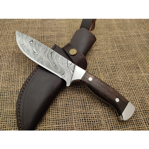 Cuchillo de Caza de Acero Damasco Hecho a Mano Personalizado con Hoja de Acero Inoxidable y Mango de Madera para Venta al por Mayor - Product Image 1