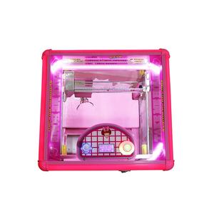 Máquina de Juegos de Alta Calidad que Funciona con Monedas, Kit de Muñecas, <span class=keywords><strong>Cubo</strong></span> de <span class=keywords><strong>Rubik</strong></span>, Mini Juguete Loco, Máquina de Garras para Dulces - Product Image 3