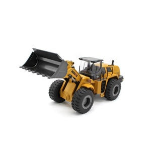 Nouvelle Voiture RC de Drift Huina 1583 1:24 4 Canaux en Alliage, Prête à l'Emploi avec Télécommande et Câble USB pour Chargeur Expert - Modèle 2025 à Succès - Product Image 3