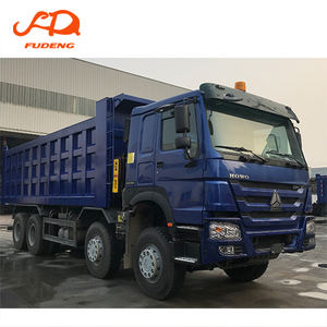 Camion benne d'<span class=keywords><strong>occasion</strong></span> HOWO 6X4 8X4 400 430HP avec moteur MAN et levage hydraulique pour le transport de pierres de carrière, en vente en Afrique - Product Image 3