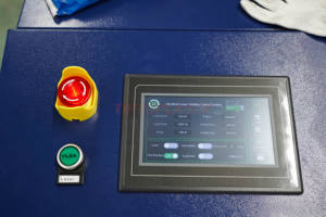 Automatic Focusing 2024 New Design Handheld 1500w/2000w/3000w <strong>Laser</strong> <strong>Welding</strong>,cleaning,cutting <strong>Machine</strong> with Multi Function - Product Image 6