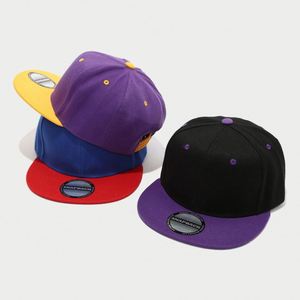 Gorra Snapback de Dos Tonos con Logotipo Personalizado al por Mayor, Gorra Trucker Lisa en Stock, Gorra Snapback Hip Hop con Visera Plana - Product Image 2