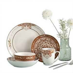 Service de table en porcelaine émaillée durable, de luxe, doré, islamique, peint à la main, écologique, sans BPA, compatible micro-ondes, vente en gros - Product Image 1