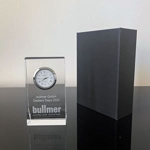 Reloj de mesa de regalo de escritorio de negocios con premio de trofeo de cristal personalizado - Product Image 1