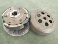 Yüksek Kaliteli Tahrikli Debriyaj Grubu KINON X-MAX250 Scooter Parçaları Yamaha 300 için İkincil Tahrikli Kasnak Grubu