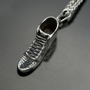Colgante de Zapato de Acero Inoxidable Estilo Hip Hop Vintage, Joyería al por Mayor que No se Deslustra - Product Image 2