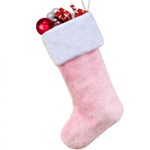 Grande chaussette de Noël personnalisée en fausse <span class=keywords><strong>fourrure</strong></span> rose clair, mignonne, à suspendre au foyer, pour décorations de fête de Noël, pour femmes - Product Image 1