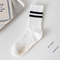 Chaussettes de Pilates antidérapantes pour femmes avec logo personnalisé de haute qualité, chaussettes de yoga antidérapantes pour femmes avec grip