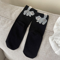 Chaussettes amusantes pour femmes avec motif de chat 3D et boules en fourrure - Chaussettes d'hiver épaisses antibactériennes décontractées pour les amoureux des chats