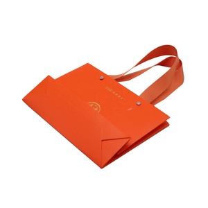 Şerit kolu hediye keseleri üretici ile kendi logo katlanabilir kağıt alışveriş torbaları ile lüks kağıt özel kağıt torba - Product Image 6