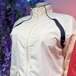 Conjunto de dos piezas de chaqueta de manga larga y falda para mujer, ropa de verano para estar en casa, conjunto de yoga con chaqueta de cremallera completa, conjunto de pantalones cortos para mujer - Product Image 2