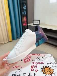 รองเท้าลำลองดีไซน์เนอร์ระดับพรีเมียมสำหรับทุกเพศ ผลิตจากหนังวัวแท้คุณภาพสูงสุด สวมใส่สบายเป็นพิเศษ - Product Image 3