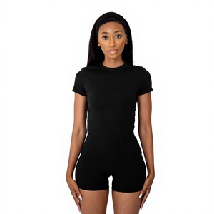 Ensemble deux pièces noir pour femme, haut à manches courtes col rond et short cycliste, couleur unie, tenue décontractée printemps-été, tricoté en coton et élasthanne - Product Image 1