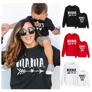 Moda mamá y yo cuello redondo sudadera Casual familia pulóver con mamá niño letra impresa para bebés niños y niñas - Product Image 1