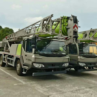 Grue hydraulique sur camion à flèche longue ZTC250V452RZ de 25 tonnes pour l'installation de bâtiments