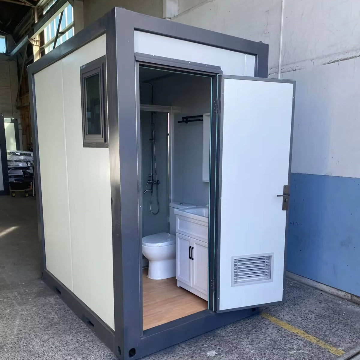 Luxury Portable Restrooms Modern Mobile Toilets Cabin Outdoor Restroom Block Prefab Shower Portable Toilet 5