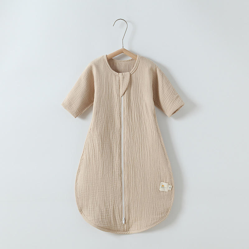 Vêtement kaki clair en gaze, manches longues avec poche, modèle 878.