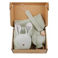 Coffret Cadeau de Naissance Bébé en Coton Interlock 5 Pièces Printemps, avec Couverture et Bavoirs en Mousseline