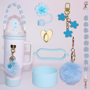 Pour accessoires de barre jetables en Silicone ensemble d'accessoires de bouteille d'eau chaîne de fleur bouchon de paille Pom-Pom chaîne de perles petite fleur - Product Image 1