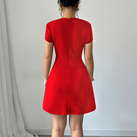 Robe Mini Vintage Élégante à Col Rond et Manches Volantes, Coupe Empire Slim, Décontractée, Style A-Line avec Poches, Idéale pour le Bureau et les Trajets Quotidien