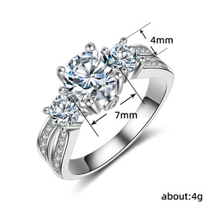 Anello Oversize con Zirconi per Donne, Gioiello da Dito Vintage per Proposta di Matrimonio e Moda - Product Image 5