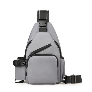 Sac bandoulière multi-poches personnalisé en usine, grande capacité, imperméable, unisexe, en nylon, pour le sport et les affaires - Product Image 1
