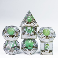 Ensemble de dés en résine RPG Dungeons & Dragons personnalisable avec logo, 7 pièces, ensemble complet, polyédrique, côtés à bords vifs, cube, œuf de dragon