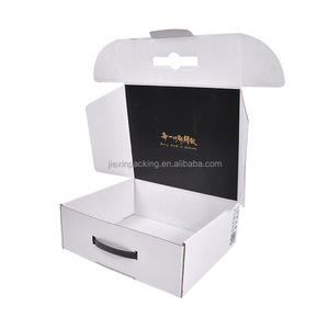 Tùy Chỉnh Các Tông Màu Trắng Bao Bì Hộp Trang Phục Cứng Gửi Thư Hộp Với Tay Cầm Bằng Nhựa - Product Image 2