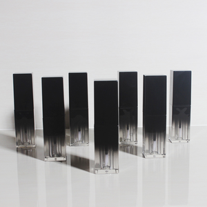 Nouveau tube carré pour gloss/rouge à lèvres 5ml, emballage cosmétique en plastique avec bouchon à vis - Product Image 4