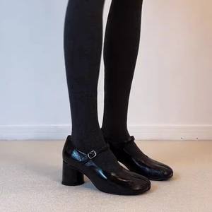 Novedad 2026: Zapatos de cuero casuales para mujer, estilo retro, con tacón de bloque, puntera dividida, hebilla única y boca poco profunda. - Product Image 3