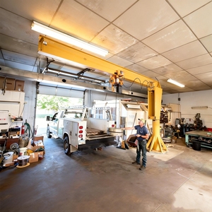 Grue à flèche portique pivotante 5 tonnes 10 tonnes pour grandes ateliers et entrepôts avec une large portée - Product Image 3