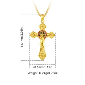 Collier Pendentif Croix de Saint Benoît Plaqué Or 18K avec Émail Rouge et Bleu, Bijou Catholique de Protection <span class=keywords><strong>pour</strong></span> Hommes - Vente en Gros - Product Image 2