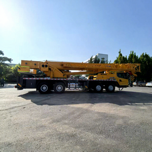 Gebruikt mobiele kraan QY60KC van <span class=keywords><strong>60</strong></span> <span class=keywords><strong>ton</strong></span> met vijfdelige giek, 5000m hefhoogte, Scania-motor, gemaakt in China voor export naar Nederland - Product Image 4