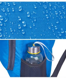Mochila de viaje con cierre de cremallera de poliéster, diseño de letras, gran capacidad, plegable, ligera, unisex, correa ajustable para viaje - Product Image 4