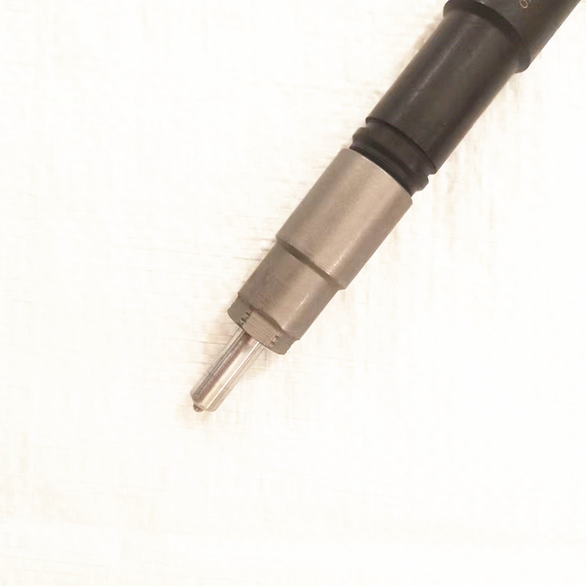 Genuine Original Brand New Common Rail Injector 295900-0240 Fuel Injection Nozzle 23670-39445 23670-30170 For TOYOTA 1KD-FTV2-0
