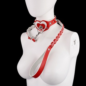ชุดเครื่องพันธนาการ BDSM หนัง PU นุ่ม พร้อมกุญแจมือ ปลอกคอ สายจูง ของเล่นเฟติชสำหรับคู่รัก - Product Image 4