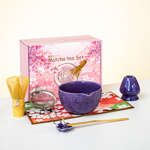 Ensemble de thé matcha 7 pièces, bol <span class=keywords><strong>à</strong></span> matcha en céramique rose avec bec verseur, fouet en bambou, support pour fouet, cuillère, tamis, ensemble cadeau fleur de cerisier - Product Image 4