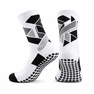 Calzini Antiscivolo Traspiranti in Rete per Calcio e Sport, Personalizzabili OEM, Morbidi e Resistenti, per Uomini e Ragazzi - Product Image 2